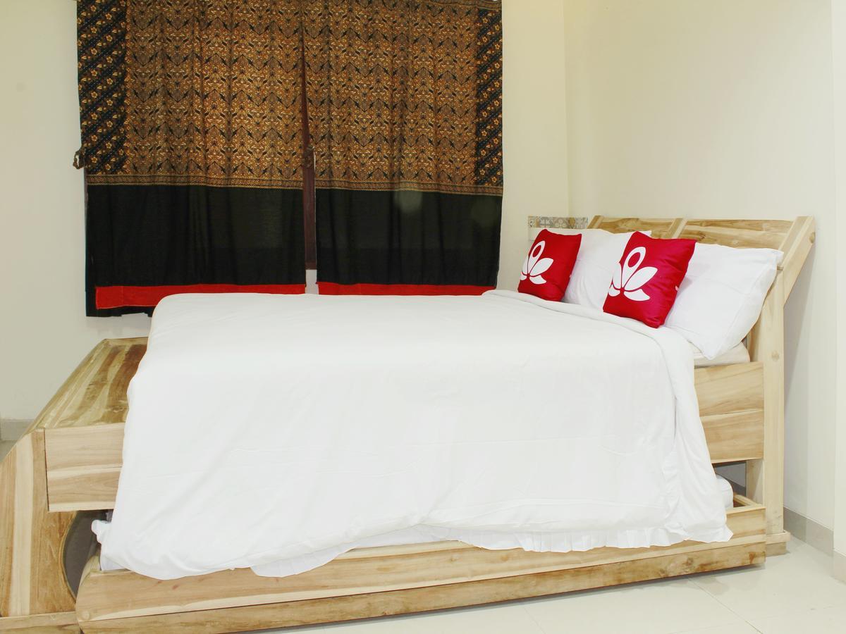 Zen Rooms Cassa Dua Pasteur 반둥 외부 사진